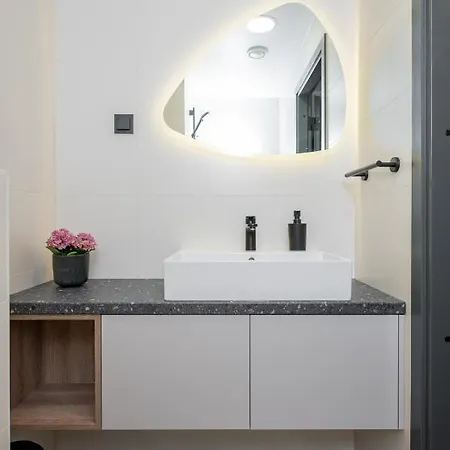 Aparthotel Rare - Self Check-in Miniapartments Tartu