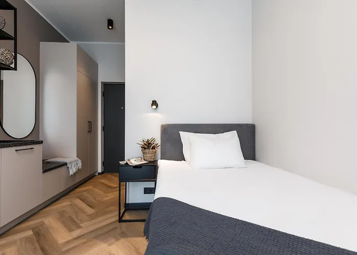 Rare - Self Check-in Miniapartments Aparthotel 3*